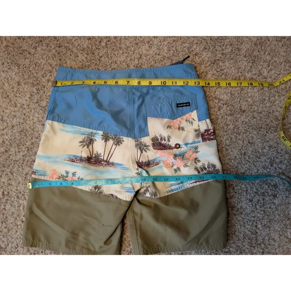 Quiksilver highline Boys swim trunks/board shorts, size 25 (10); Blue & Green